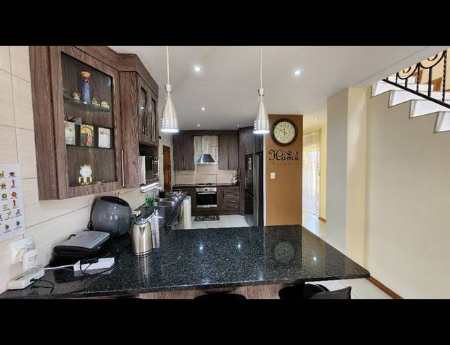 3 BEDROOM HOUSE FOR SALE IN PARKRAND